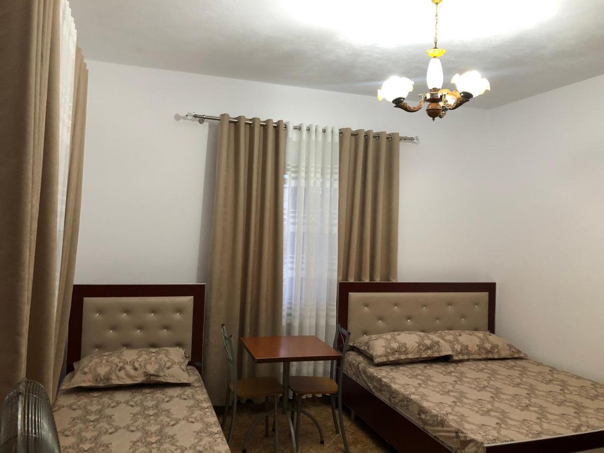 דורס Guest House Murati מראה חיצוני תמונה